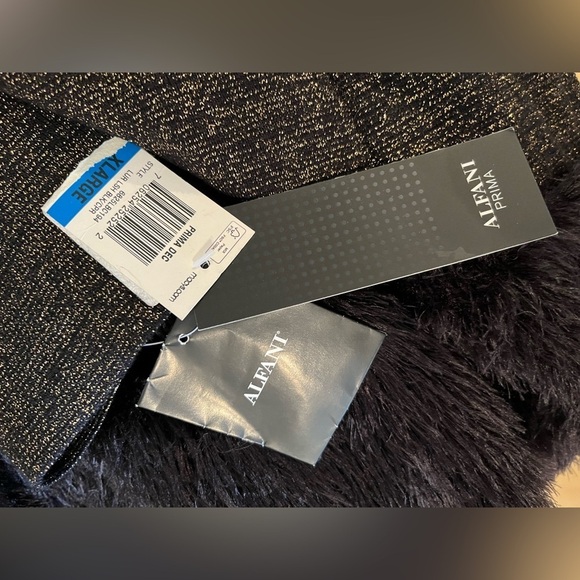 🆕Alfani Prima  Luxe metallic gold/black knit w/faux fur btm panel cardigan ✨ - Picture 12 of 13